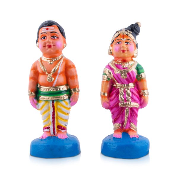 Young Couple Clay Golu Bommai Pair - 8 x 3 Inches | Giri Golu Doll  Navaratri Golu Bomma Gombe Bommai Online