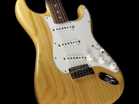 Used Fender Classic Series  70s Stratocaster Electric Guitar Natural Sale